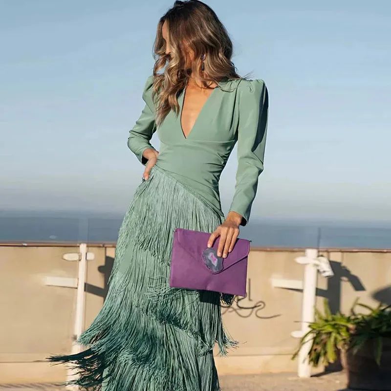 Elegancka sukienka maxi z dekoltem plunge